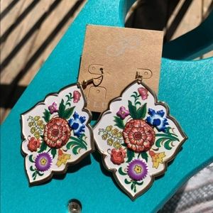 NEW plunder nonie earrings